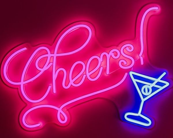 cheers-glass-customneon-1.jpg